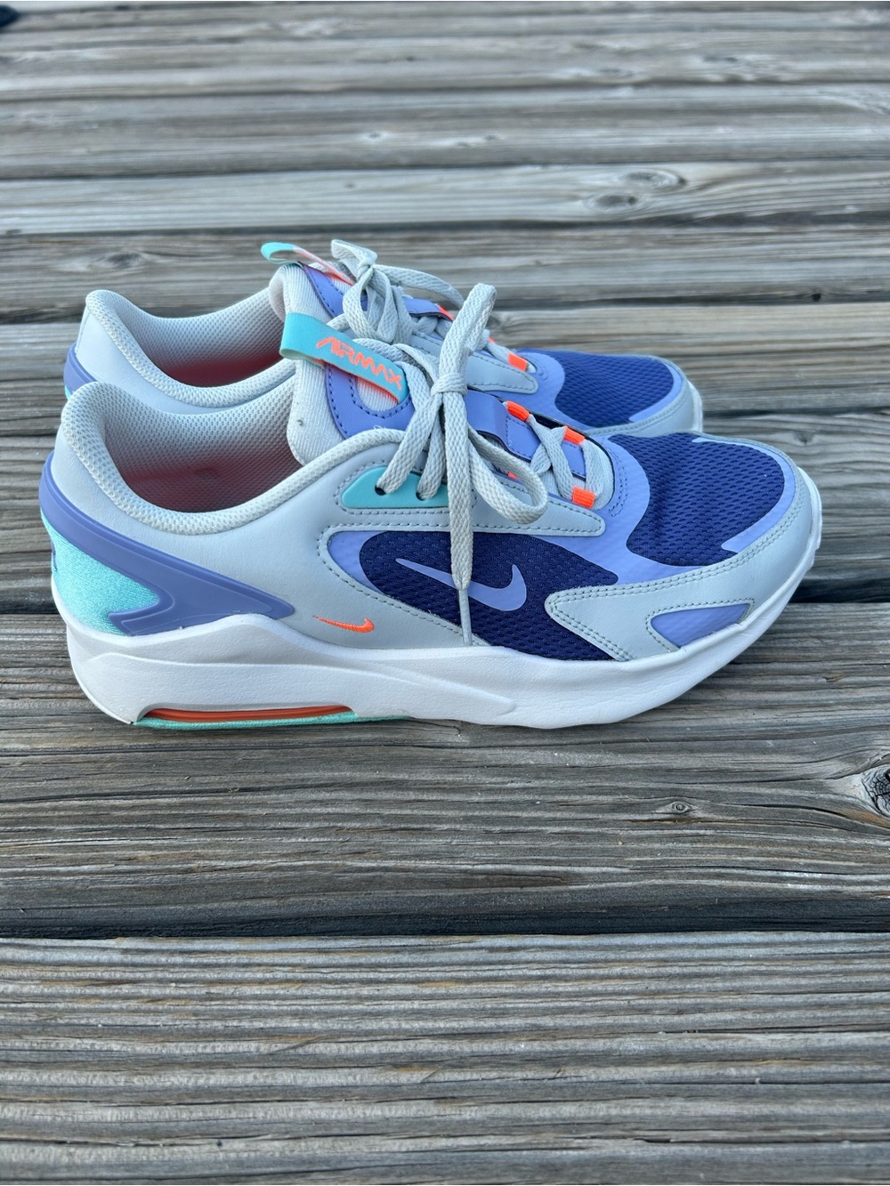 EUC Youth Nike Air Max Bolt GS Sneakers